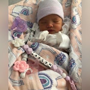 Hand made pacifier clip